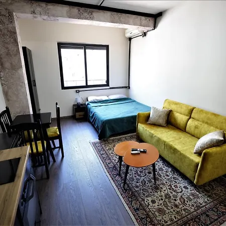 Lovely Studio In #1 Appartamento